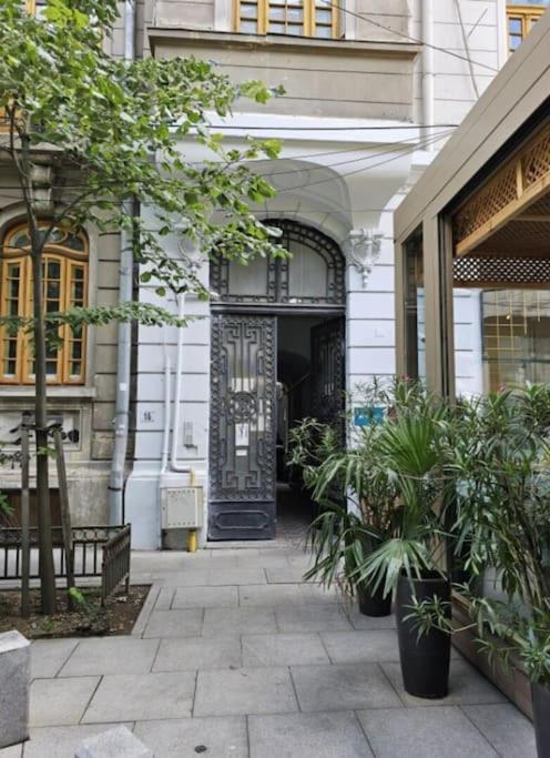 Heart Of City Center 4Br 2Bath 10 Pers Bucureşti Eksteriør bilde